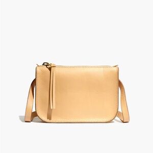 Madewell The Simple Pouch Belt Bag in Linen‎ Cream Leather